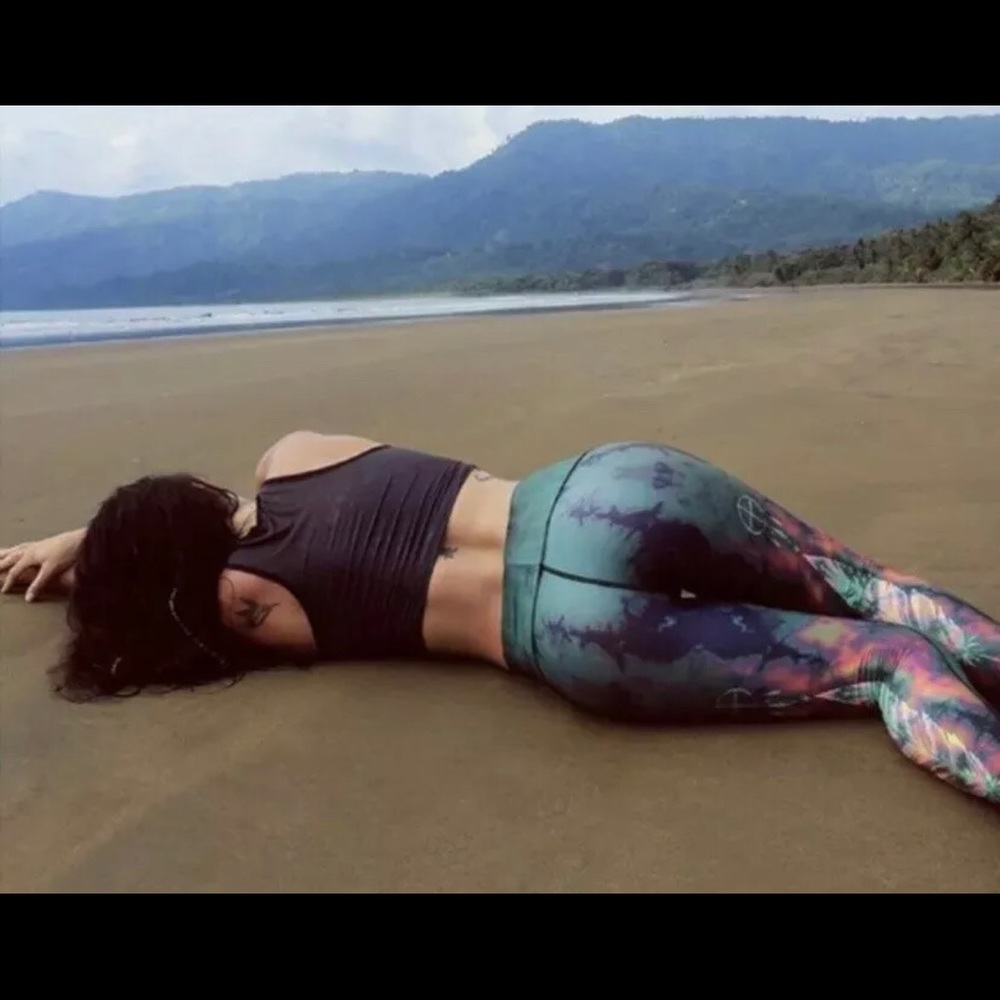 Teeki Yoga ⭐️Dream Catcher Feather Pant Leggings